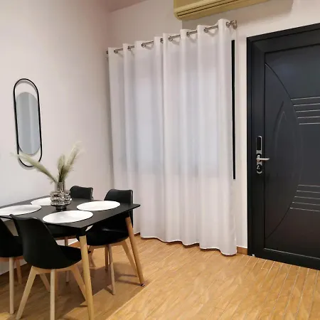 Pg Luxury Apartament *