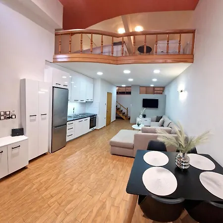 Pg Luxury *