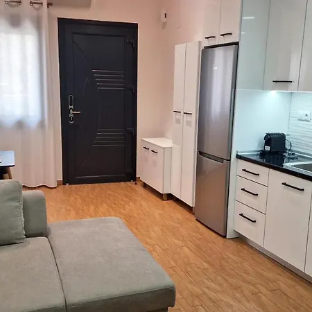 Pg Luxury Apartament *